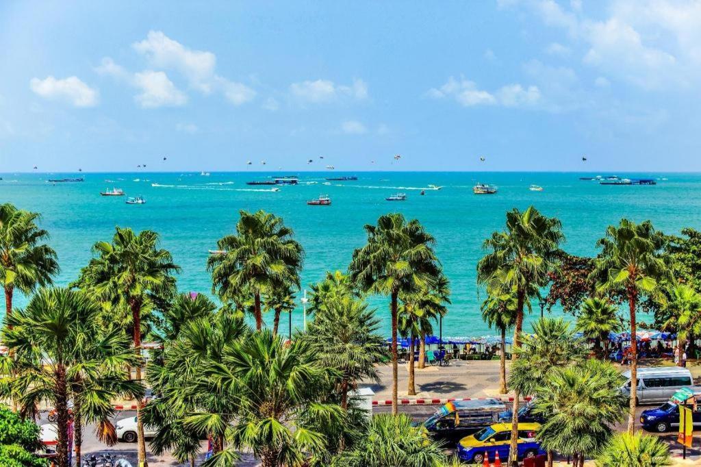 Eastiny Plaza Hotel Pattaya Εξωτερικό φωτογραφία