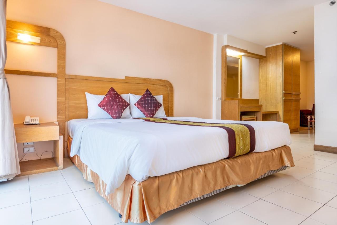 Eastiny Plaza Hotel Pattaya Εξωτερικό φωτογραφία